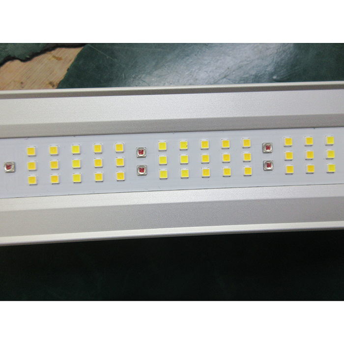 Matrix M Series M6 645 Watt LED Grow Light 4x4 ft.